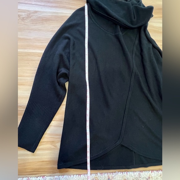 Cashmere wool blend cowl neck sweater - Picture 7 of 7